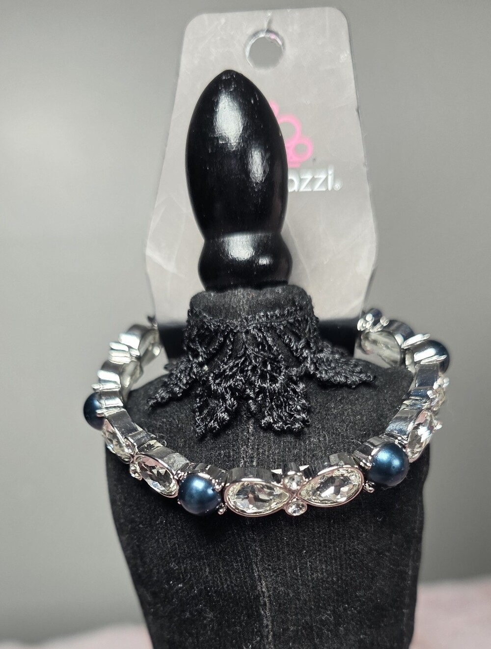 paparazzi Silver-Tone Stretch Bracelet with Navy Pearls and Clear Crystals